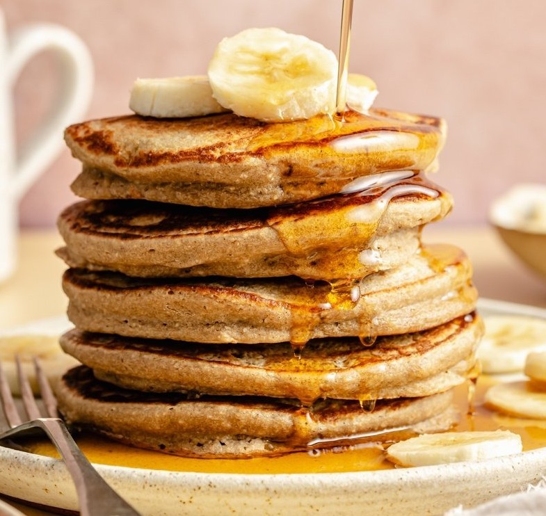 Veselīgas banānu un auzu pārslu pankūkas (bez glutēna)